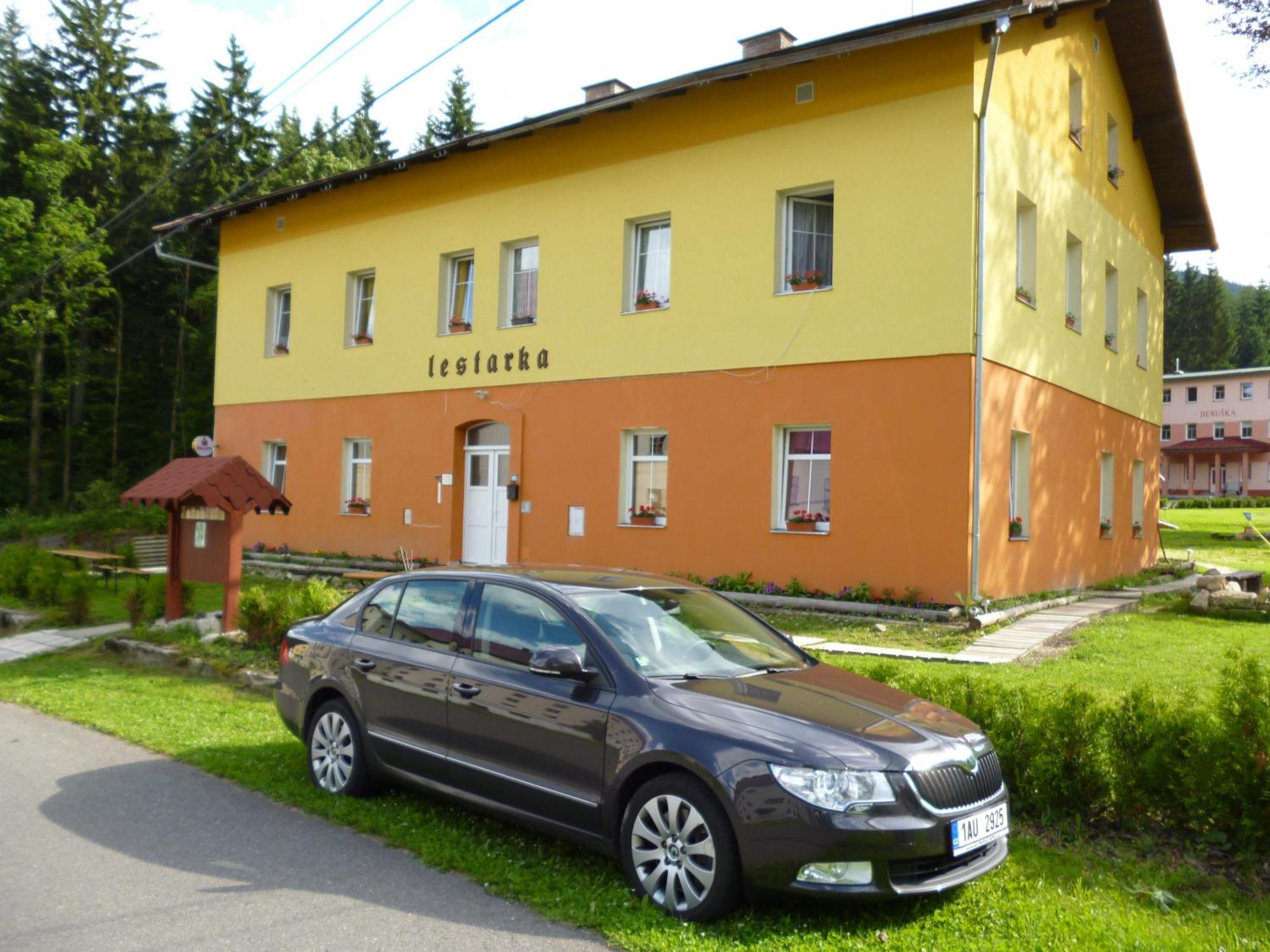 Apartmany Lestarka Korenov Exterior photo