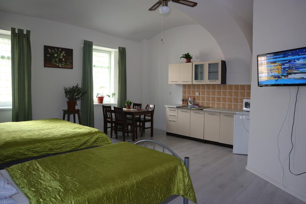 Apartmany Lestarka Korenov Exterior photo